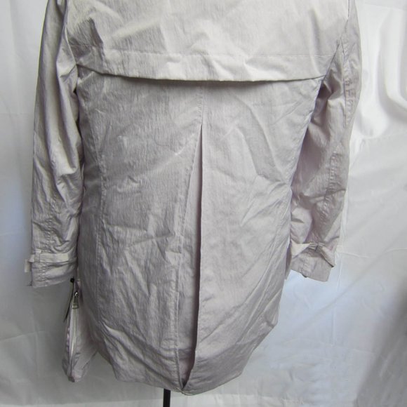 NWT Karl Lagerfeld Rain Jacket Stow in Collar Hood - Picture 2 of 8